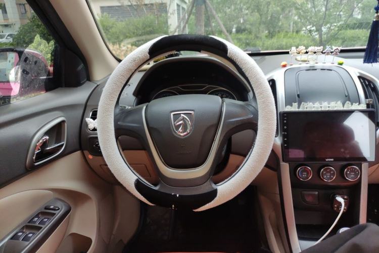 Used Baojun 630 2014 1.5L manual Comfort trim level Steering Wheel