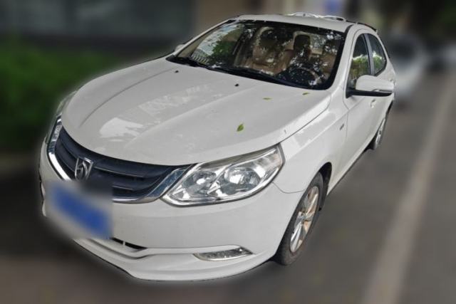 Used Baojun 630 2014 1.5L manual Comfort trim level