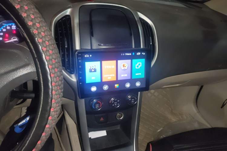 Used Baojun 630 2014 1.5L manual standard version Audio And AC Panel