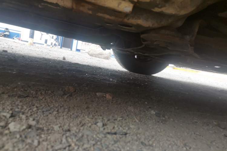 Used Baojun 630 2014 1.5L manual Comfort trim level Chassis Front Right