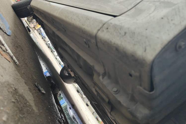 Used Baojun 630 2014 1.5L manual Comfort trim level Chassis Front Right