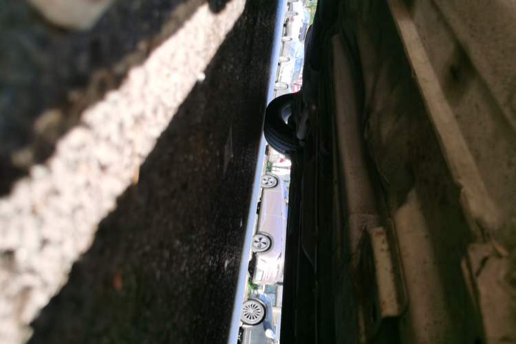 Used Baojun 630 2014 1.5L manual Comfort trim level Chassis Front Right
