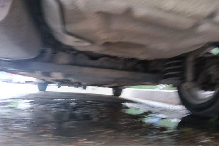 Used Baojun 630 2014 1.5L manual standard version Chassis Rear