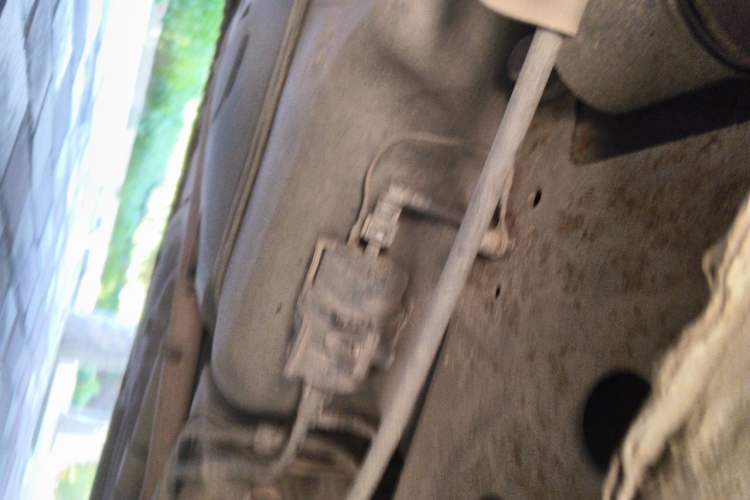 Used Baojun 630 2014 1.5L manual Comfort trim level Chassis Rear Right