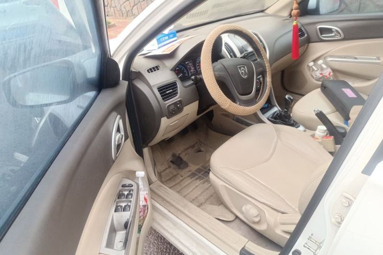 Used Baojun 630 2014 1.5L manual Comfort trim level Driver Seat