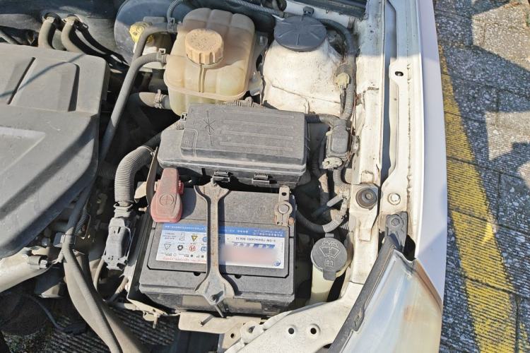 Used Baojun 630 2014 1.5L manual Comfort trim level Engine Bay Left