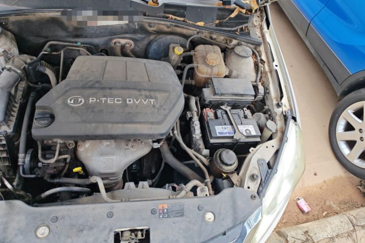 Used Baojun 630 2014 1.5L manual Comfort trim level Engine Bay Left