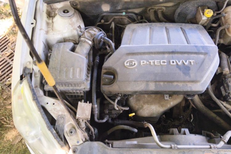 Used Baojun 630 2014 1.5L manual Comfort trim level Engine Bay Right