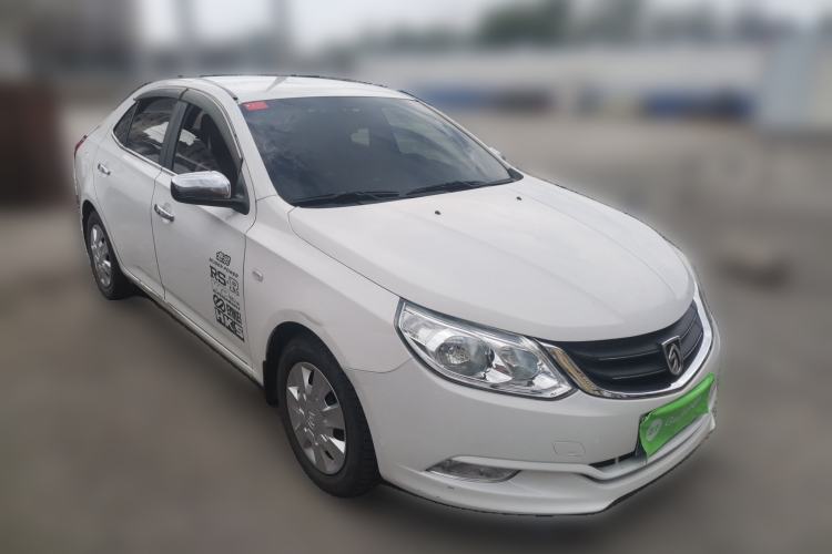 Used Baojun 630 2014 1.5L manual Comfort trim level Front Right 45 Deg