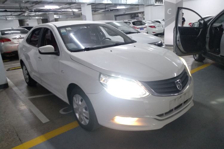 Used Baojun 630 2014 1.5L manual standard version Front Right 45 Deg