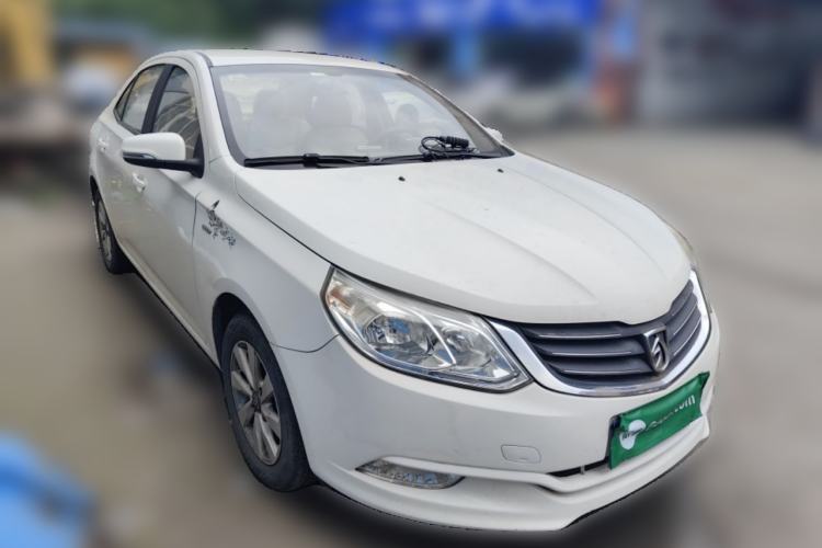Used Baojun 630 2014 1.5L manual Comfort trim level Front Right 45 Deg