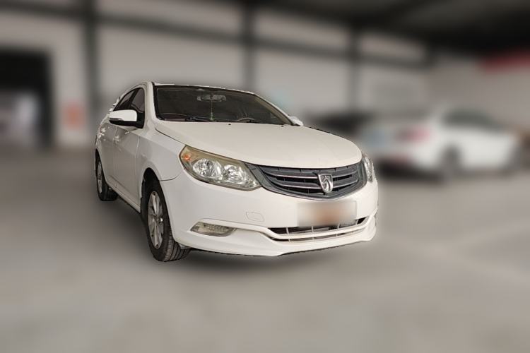 Used Baojun 630 2014 1.5L manual Comfort trim level Front Right 45 Deg