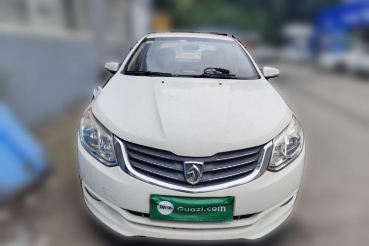Used Baojun 630 2014 1.5L manual Comfort trim level Front