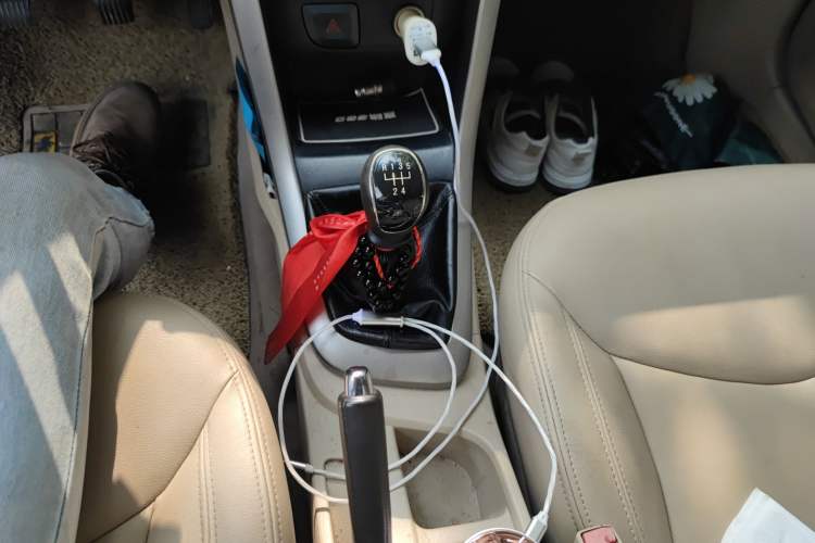 Used Baojun 630 2014 1.5L manual Comfort trim level Gear Lever
