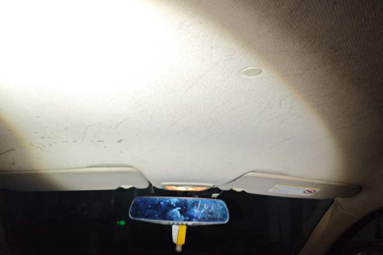 Used Baojun 630 2014 1.5L manual standard version Headliner
