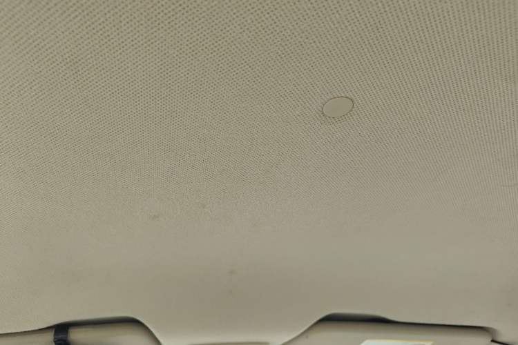 Used Baojun 630 2014 1.5L manual Comfort trim level Headliner