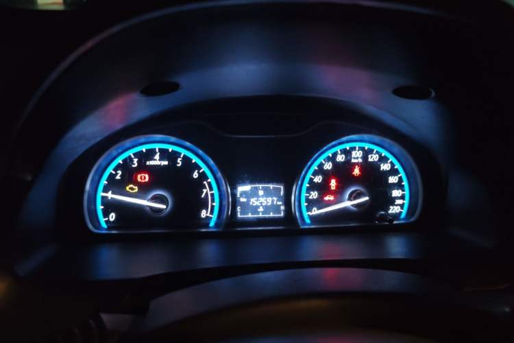 Used Baojun 630 2014 1.5L manual standard version Instrument Cluster