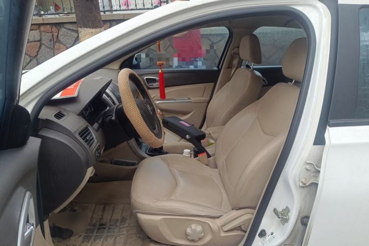 Used Baojun 630 2014 1.5L manual Comfort trim level Left Front Seat