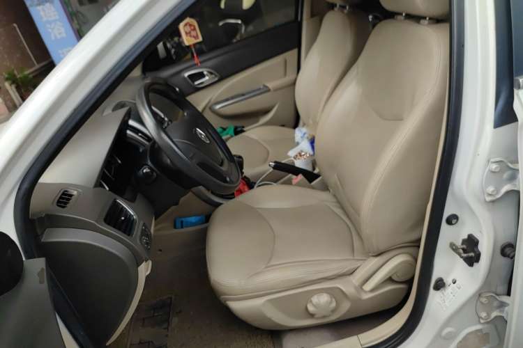 Used Baojun 630 2014 1.5L manual Comfort trim level Left Front Seat