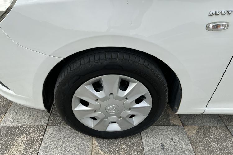 Used Baojun 630 2014 1.5L manual standard version Left Front Wheel Hub