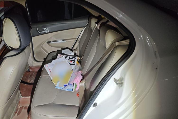 Used Baojun 630 2014 1.5L manual standard version Left Rear Seat