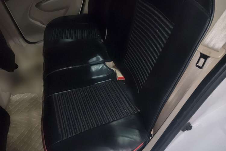 Used Baojun 630 2014 1.5L manual standard version Left Rear Seat