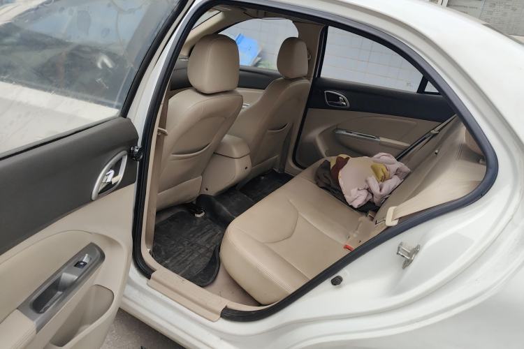 Used Baojun 630 2014 1.5L manual Comfort trim level Left Rear Seat