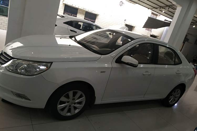 Used Baojun 630 2014 1.5L automatic comfort version Left Side