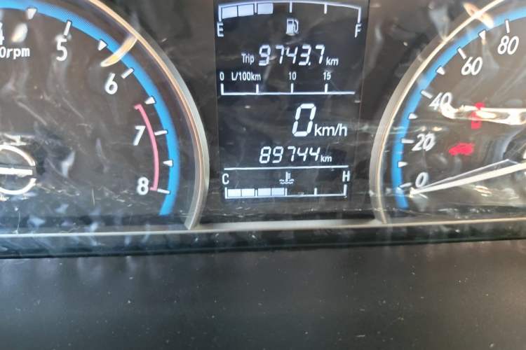 Used Baojun 630 2014 1.5L manual Comfort trim level Odometer Close Up