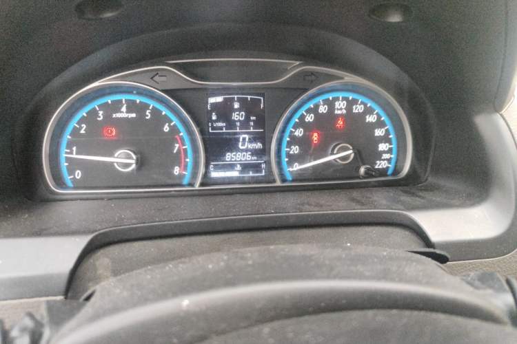 Used Baojun 630 2014 1.5L manual Comfort trim level Odometer Close Up
