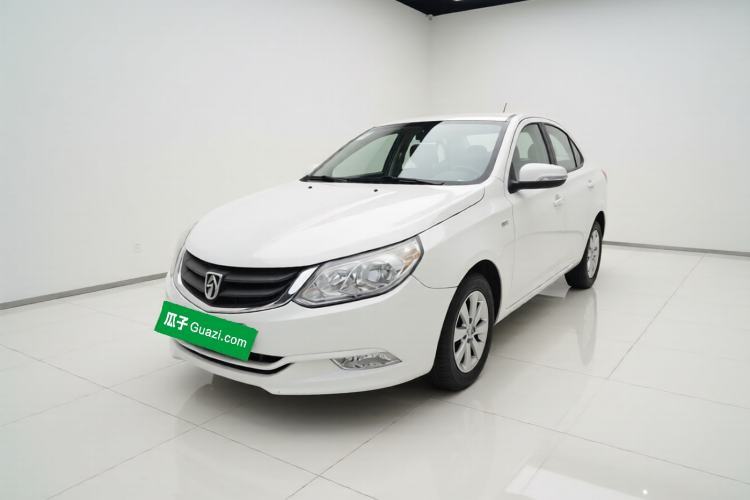 Ojetý Baojun 630 2014 1.5L manual Comfort trim level Guazi used car, China used car export, Used car for sale, Used  cars, Cheapest cars for sale