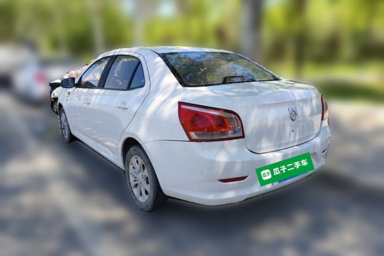 Used Baojun 630 2014 1.5L manual standard version Rear Left 45 Deg