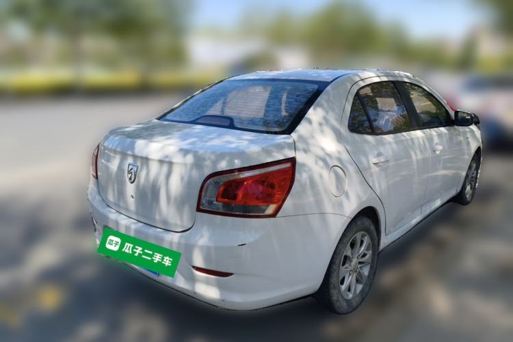 Used Baojun 630 2014 1.5L manual standard version Rear Right 45 Deg