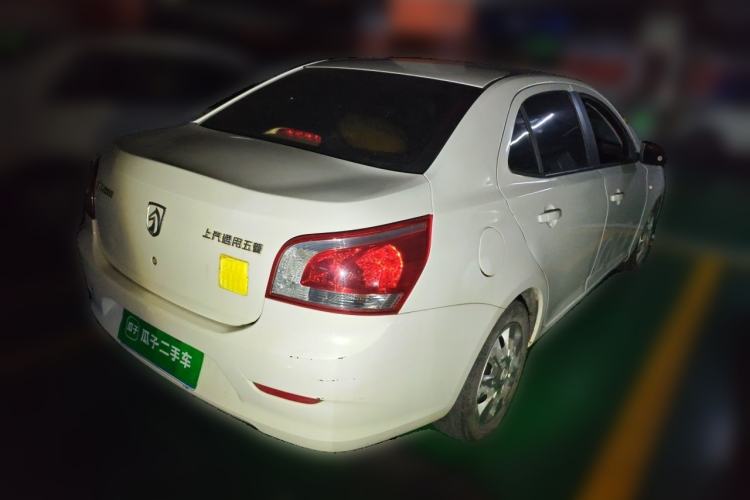 Used Baojun 630 2014 1.5L manual standard version Rear Right 45 Deg