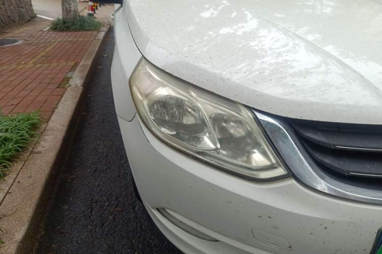 Used Baojun 630 2014 1.5L manual Comfort trim level Right Front Headlight