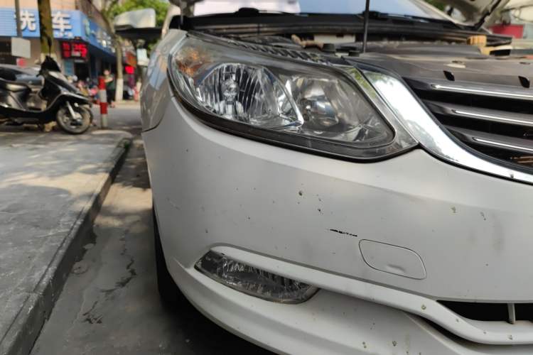 Used Baojun 630 2014 1.5L manual Comfort trim level Right Front Headlight