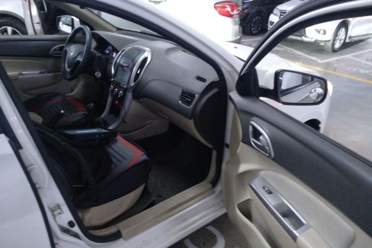 Used Baojun 630 2014 1.5L manual standard version Right Front Seat