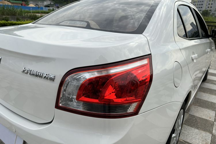 Used Baojun 630 2014 1.5L manual standard version Right Rear Taillight
