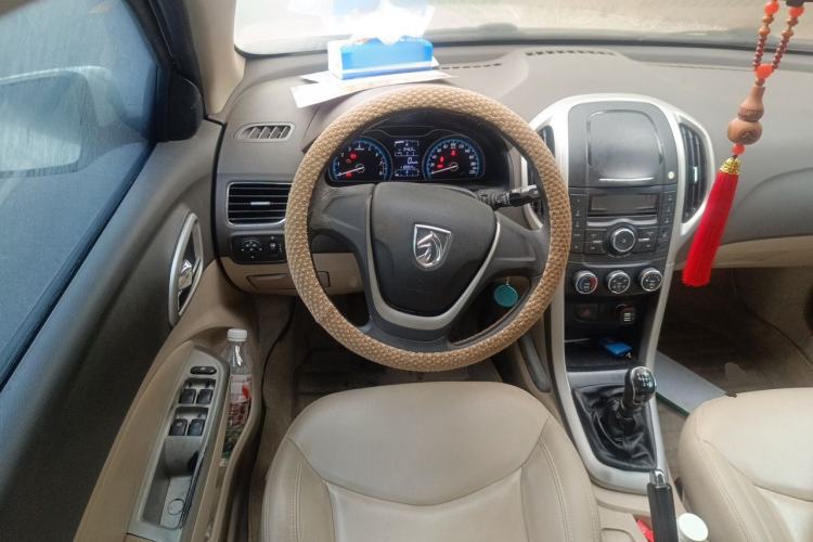 Used Baojun 630 2014 1.5L manual Comfort trim level Steering Wheel