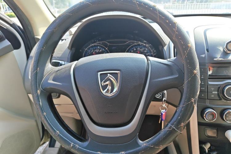 Used Baojun 630 2014 1.5L manual Comfort trim level Steering Wheel
