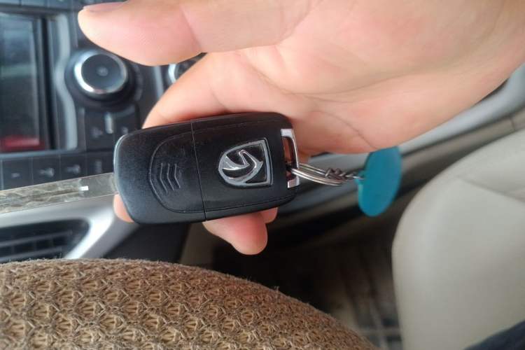 Used Baojun 630 2014 1.5L manual Comfort trim level Vehicle Key