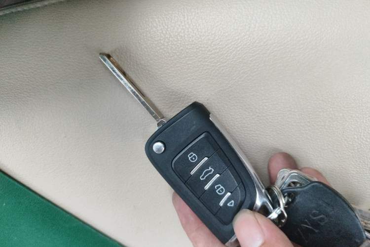 Used Baojun 630 2014 1.5L manual Comfort trim level Vehicle Key