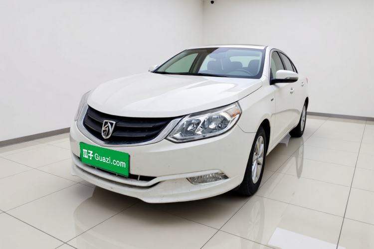 Used Baojun 630 2014 1.5L manual Comfort trim level Guazi used car, China used car export, Used car for sale, Used Baojun cars, Cheapest cars for sale