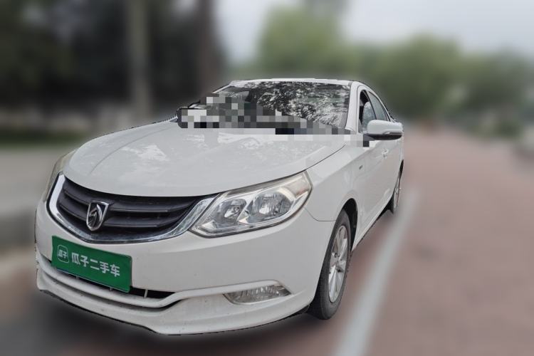 Used Baojun 630 2014 1.5L manual Comfort trim level Guazi used car, China used car export, Used car for sale, Used Baojun cars, Cheapest cars for sale