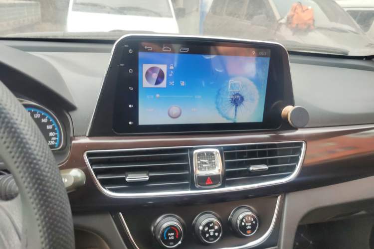 Used Baojun 630 2016 1.5L Manual Standard Edition Audio And AC Panel