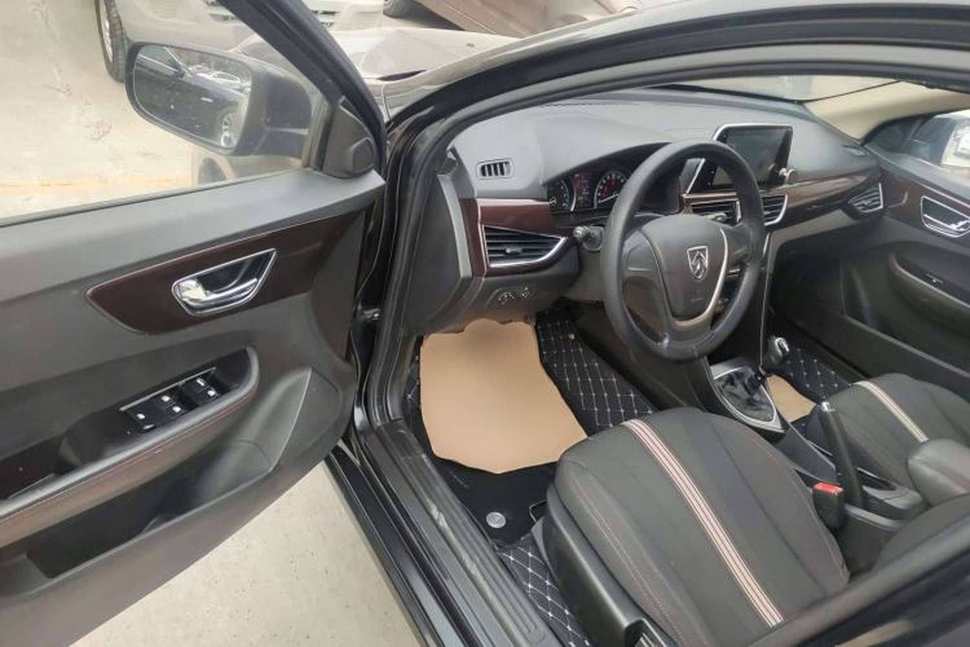 Used Baojun 630 2016 1.5L Manual Standard Edition Driver Seat