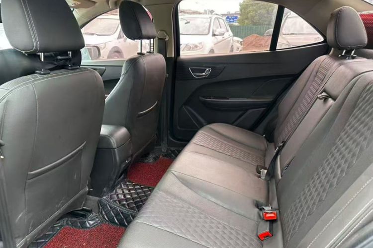 Used Baojun 630 2016 1.5L Manual Elite Edition Interior 2