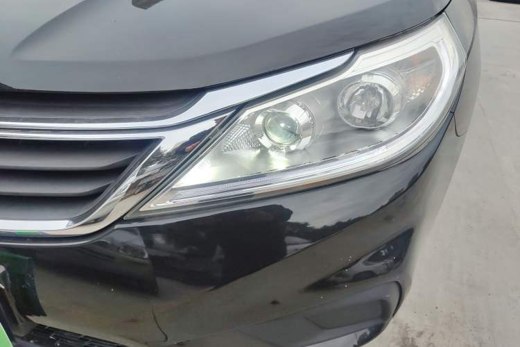 Used Baojun 630 2016 1.5L Manual Standard Edition Left Front Headlight