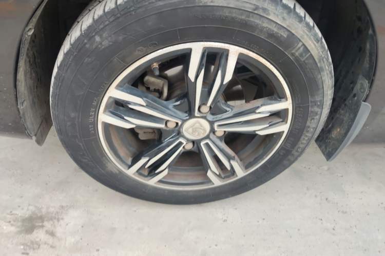 Used Baojun 630 2016 1.5L Manual Standard Edition Left Front Wheel Hub