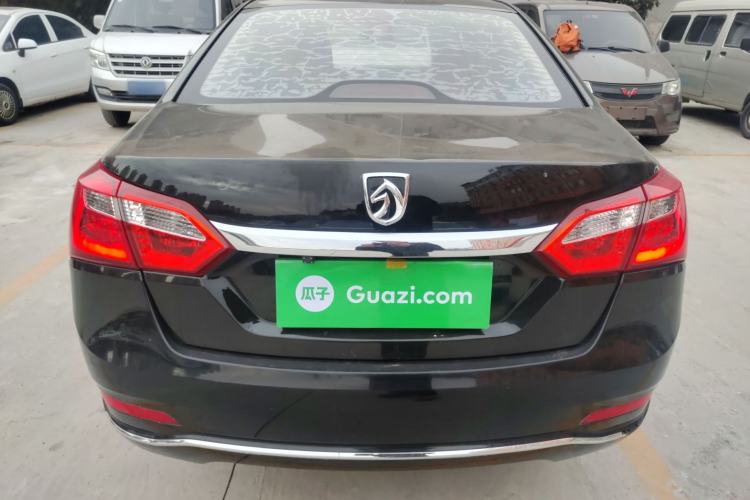 Used Baojun 630 2016 1.5L Manual Standard Edition Rear
